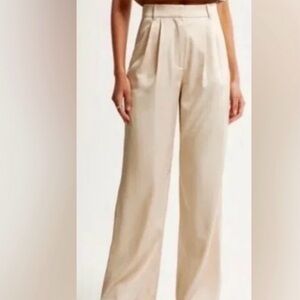 Abercrombie & Fitch Cream Wide-Leg Pants Satin Party Glowup Sz 32 Wmn